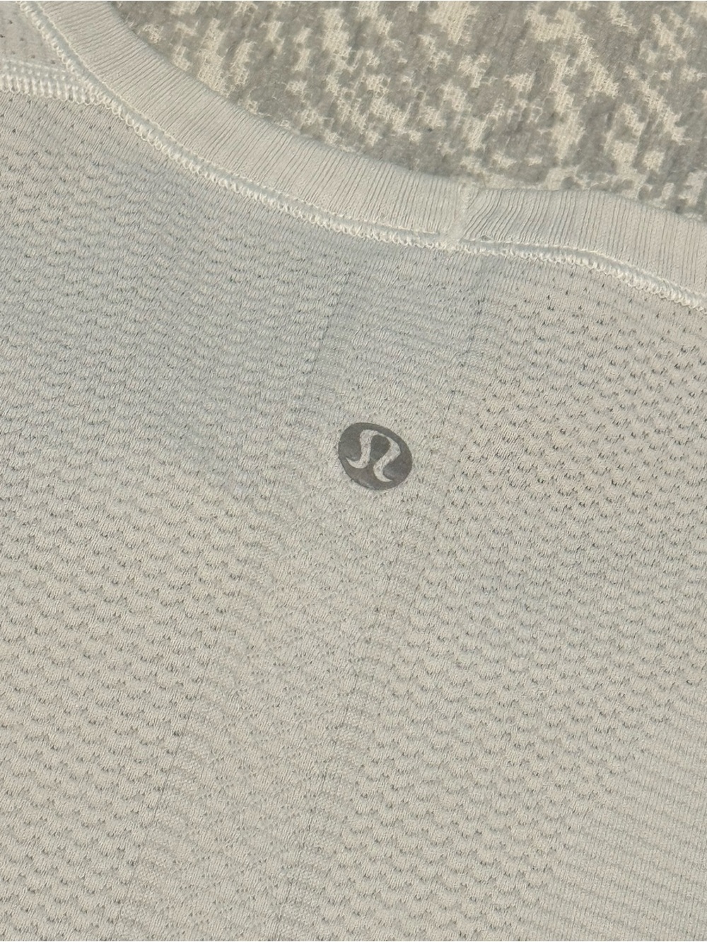 Lululemon /// Women’s Swiftly Tech Short Sleeve Crew - Size 10 - Picture 5 of 7